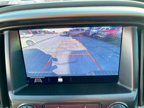 Used 2022 Chevrolet Colorado Z71 image 13