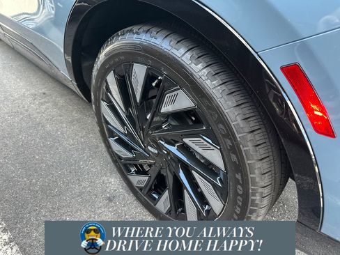 New 2026 Lincoln Nautilus Reserve image 24