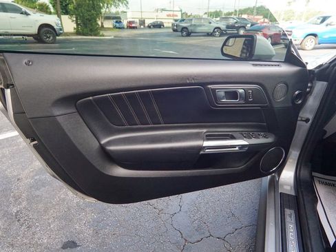 Used 2020 Ford Mustang Premium RWD image 13