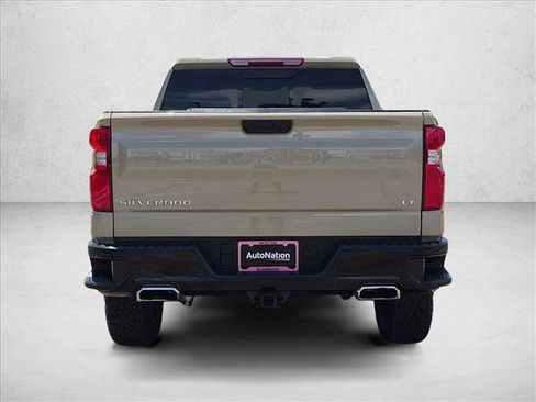 Used 2022 Chevrolet Silverado 1500 LT Trail Boss w/ LT Trail Boss Premium Package AWD/4WD image 6