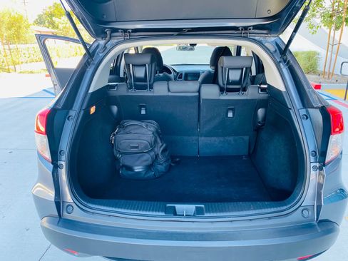 Used 2019 Honda HR-V EX image 19