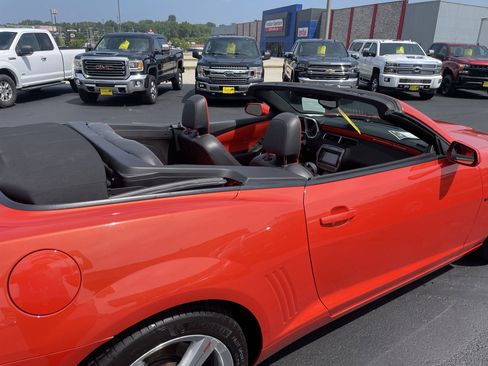 Used 2011 Chevrolet Camaro SS w/ RS Package image 12