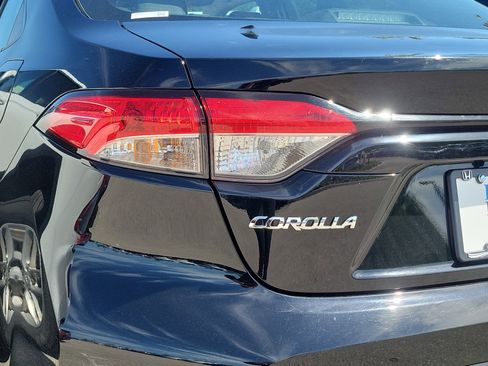 Used 2024 Toyota Corolla LE image 8