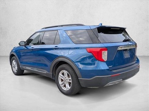 Used 2020 Ford Explorer XLT w/ Equipment Group 202A image 7