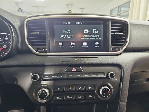 Used 2021 Kia Sportage LX image 26