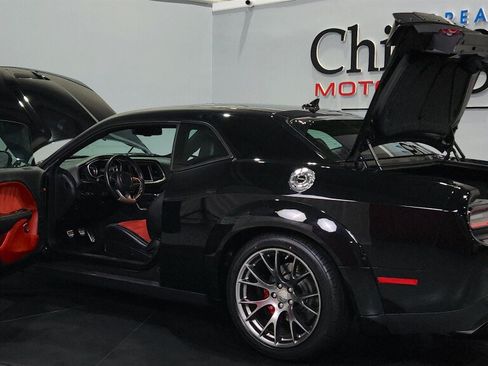 Used 2015 Dodge Challenger SRT w/ Technology Group RWD image 19
