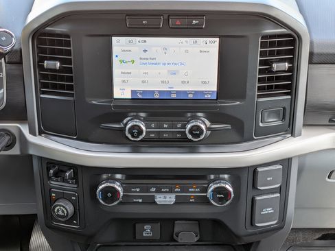 Used 2022 Ford F150 XLT w/ Equipment Group 301A Mid AWD/4WD image 19