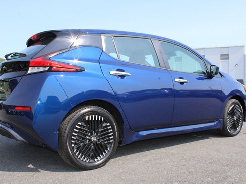 Used 2024 Nissan Leaf SV Plus FWD image 7