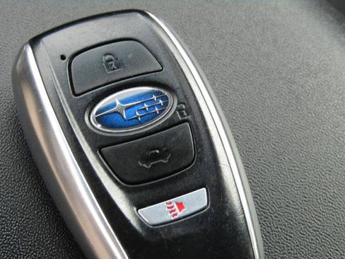 Used 2022 Subaru Outback Premium AWD/4WD image 26