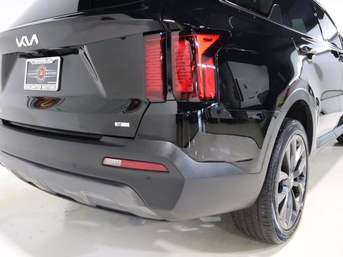 Used 2023 Kia Sorento X-Line EX AWD/4WD image 11