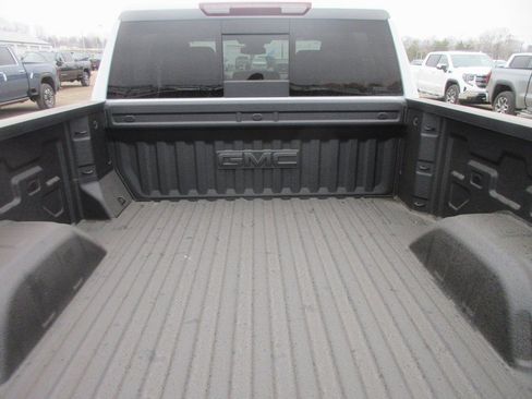 New 2026 GMC Sierra 1500 SLT w/ SLT Premium Plus Package AWD/4WD image 7