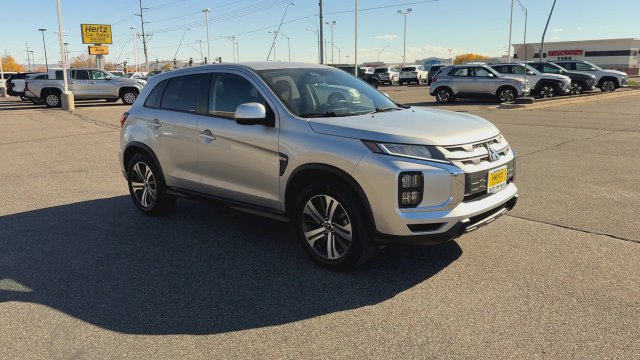 Used 2025 Mitsubishi Outlander Sport ES AWD/4WD image 2