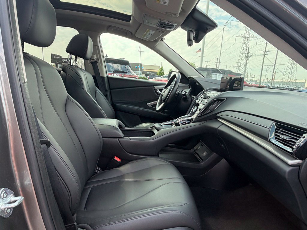 Used 2023 Acura RDX AWD image 11