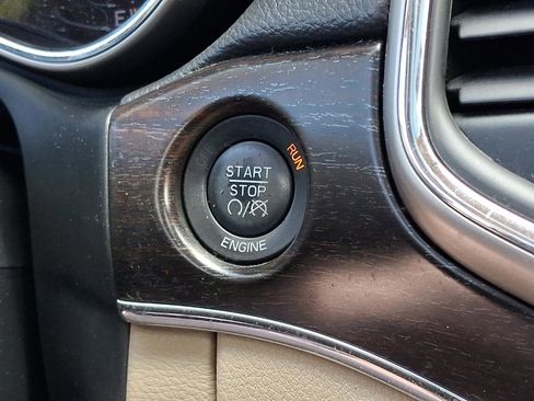 Used 2014 Jeep Grand Cherokee Limited AWD/4WD image 22