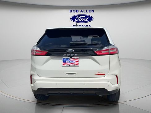 Used 2022 Ford Edge ST-Line image 4