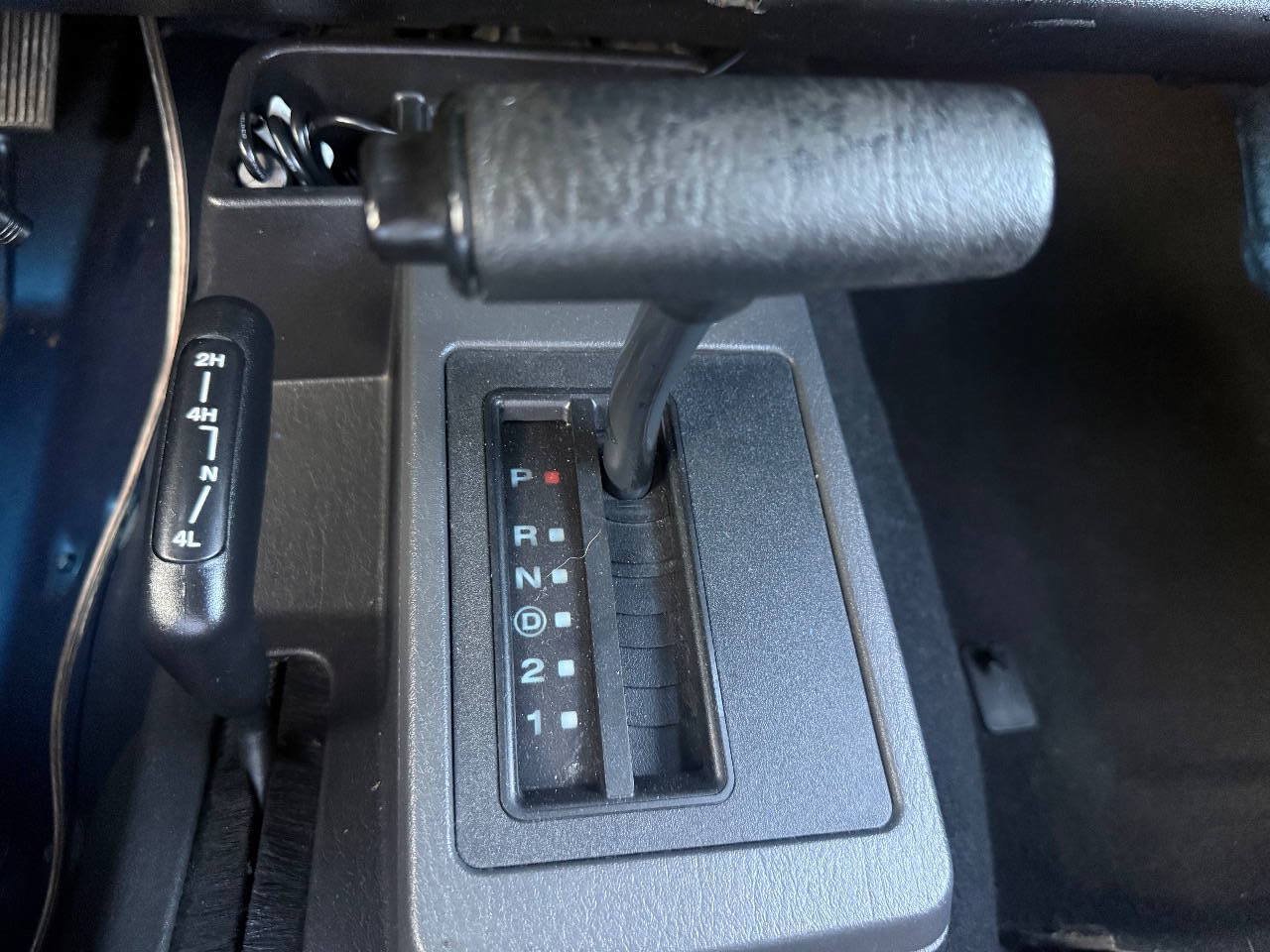Used 2006 Jeep Wrangler X AWD/4WD image 14