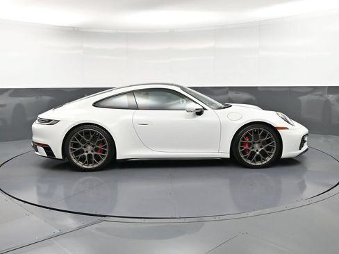 Certified 2024 Porsche 911 Carrera 4S AWD/4WD image 9