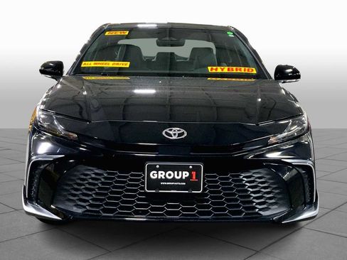 New 2026 Toyota Camry SE image 3