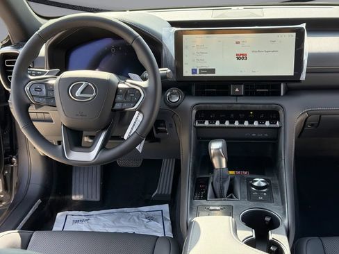 Used 2026 Lexus IS 350 F Sport w/ Accessory Package Z1 RWD image 19