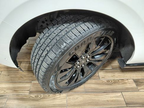 Certified 2025 Ford Expedition Max Platinum w/ Stealth Appearance Package image 26