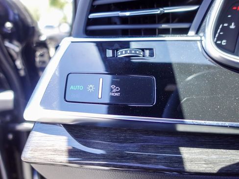 New 2026 Audi Q7 3.0T Premium Plus AWD/4WD image 16