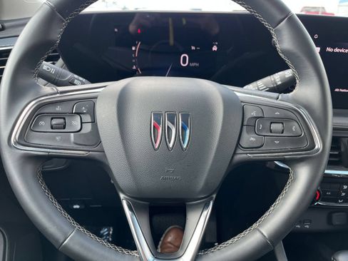 Used 2025 Buick Encore GX Preferred FWD image 29