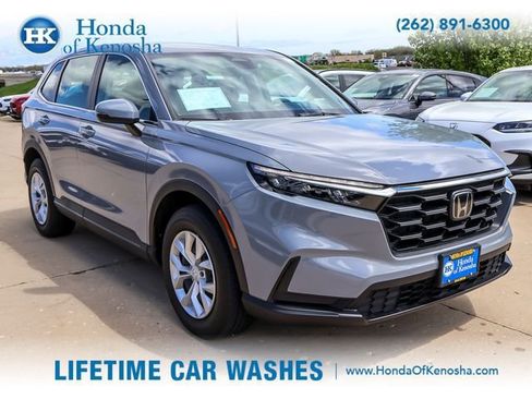 Used 2024 Honda CR-V LX image 7