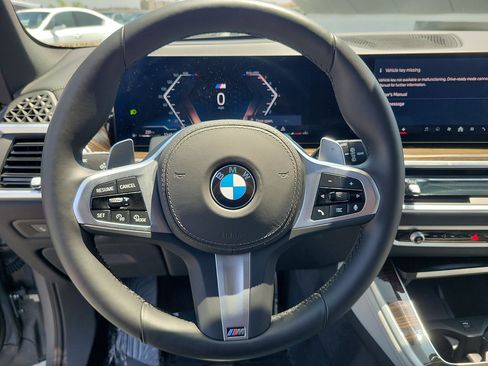 Used 2026 BMW X5 sDrive40i w/ M Sport Package RWD image 25