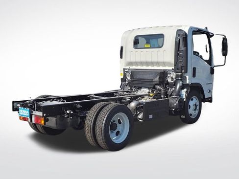 New 2025 Chevrolet Low Cab Forward 5500 XD RWD image 4