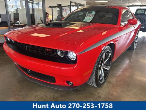 Used 2015 Dodge Challenger R/T Plus RWD image 1