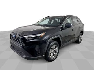 Used 2023 Toyota RAV4 LE AWD/4WD video 1