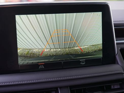 Used 2022 GMC Yukon SLE AWD/4WD image 27