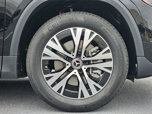 Used 2025 Mercedes-Benz GLA 250 image 13