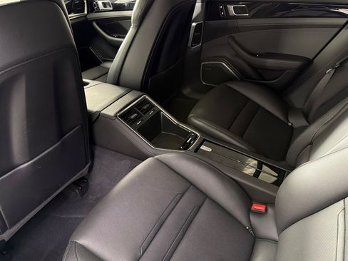 Used 2020 Porsche Panamera 4S AWD/4WD image 29