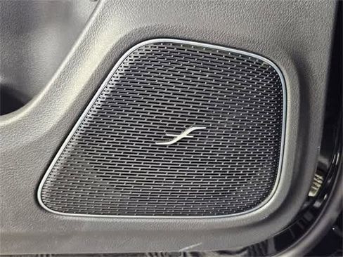 Certified 2025 Mercedes-Benz CLA 250 4MATIC image 33