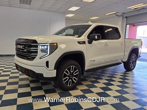 Used 2026 GMC Sierra 1500 AT4 w/ AT4 Premium Package AWD/4WD image 4