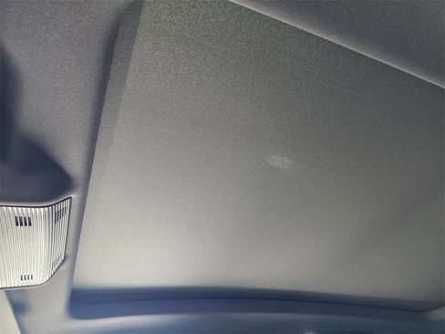 New 2026 Volkswagen Tiguan SE R-Line image 20