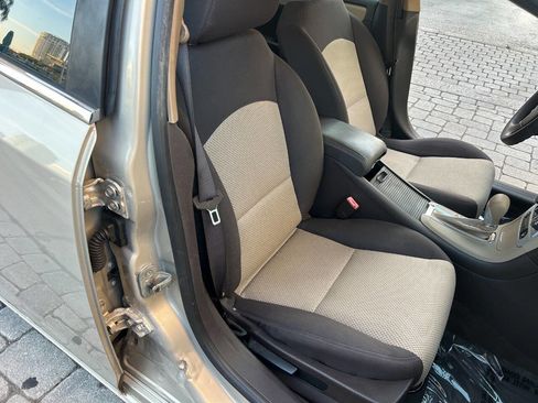 Used 2010 Chevrolet Malibu LS image 11