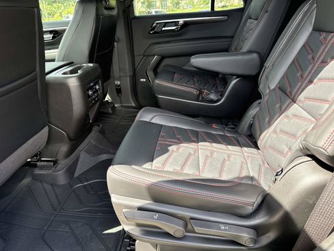 New 2026 Chevrolet Tahoe Z71 w/ Z71 Off-Road Package AWD/4WD image 10
