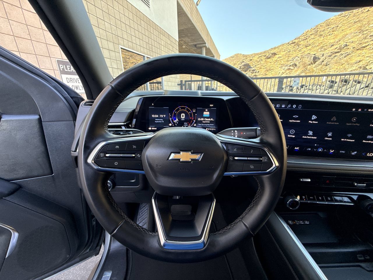 Used 2025 Chevrolet Tahoe LT RWD image 11