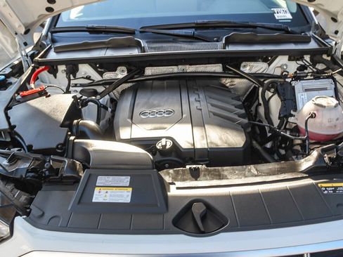 Certified 2023 Audi Q5 2.0T Premium w/ Convenience Package image 28