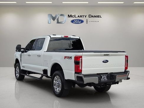 Used 2024 Ford F250 Lariat w/ Lariat Ultimate Package AWD/4WD image 4