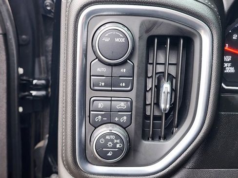 Used 2021 Chevrolet Silverado 1500 LT Trail Boss w/ Convenience Package II image 26