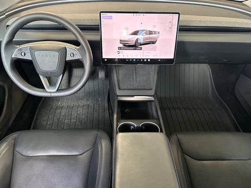Used 2025 Tesla Model 3 Long Range RWD image 4