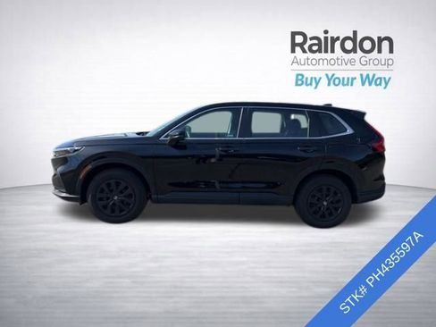 Used 2023 Honda CR-V LX image 4