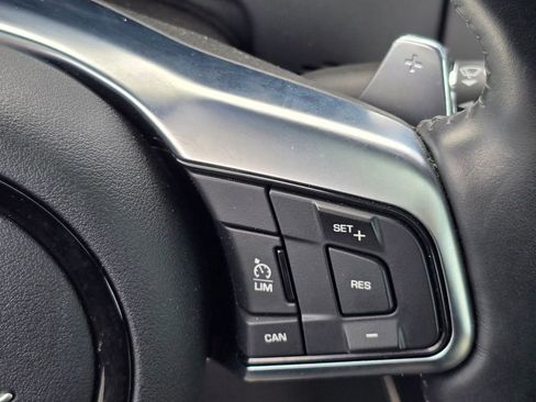 Used 2023 Jaguar F-TYPE Coupe image 19