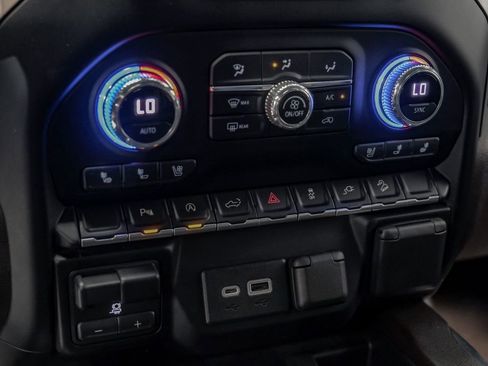 Used 2021 GMC Sierra 1500 Denali image 26