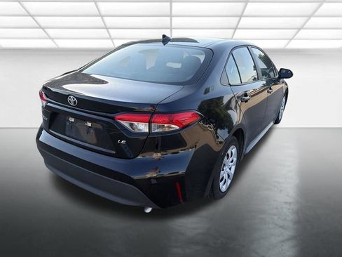 Used 2024 Toyota Corolla LE FWD image 3