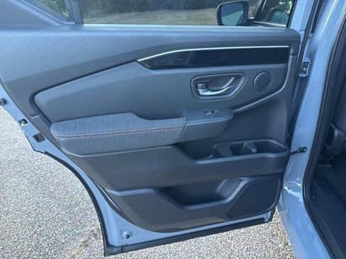 New 2026 Honda Pilot Sport image 12