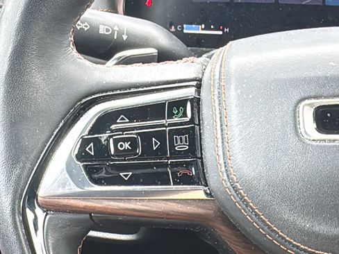 Used 2023 Jeep Grand Cherokee Summit w/ Adv Protech Group IV image 23